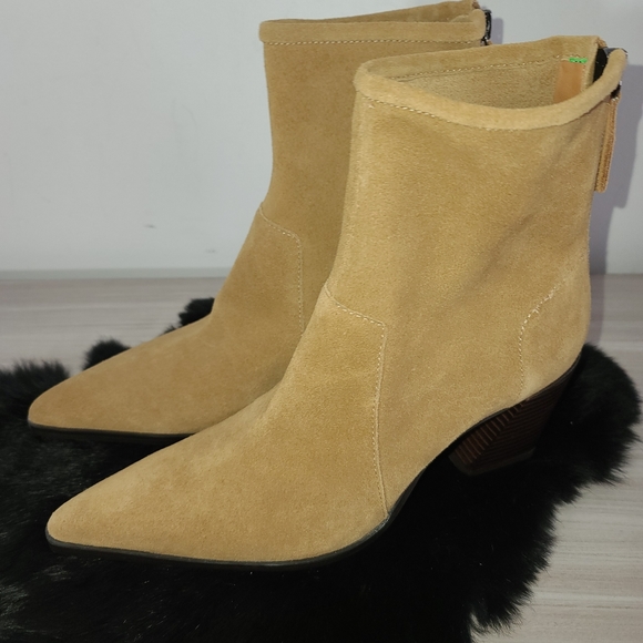 ZARA Suede Ankle Bootie NWT - Picture 2 of 7